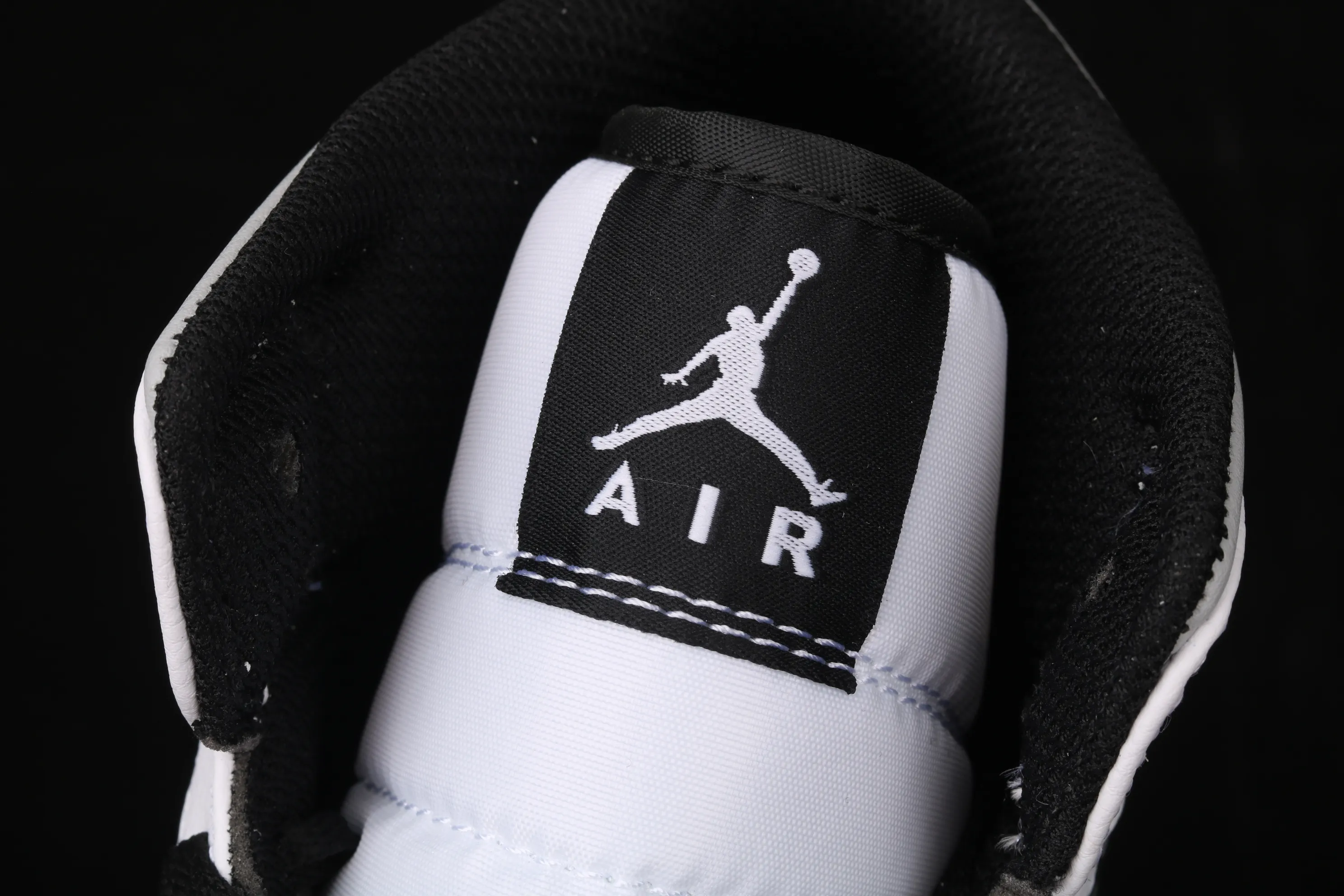 All categories Air Jordan Jordan series basketball shoes Air Jordan 1 Mid Air Jordan 1 Mid AJ1 Joe 1 gray shadow mid-top versatile casual sports shoes 554724-073